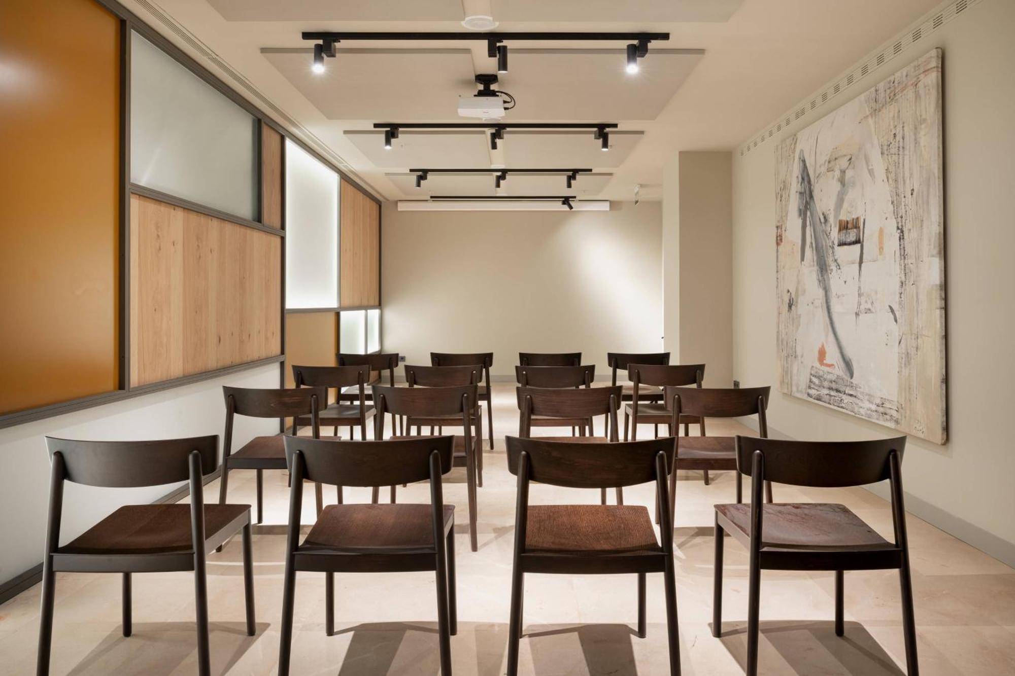 Ac Aitana By Marriott Madri