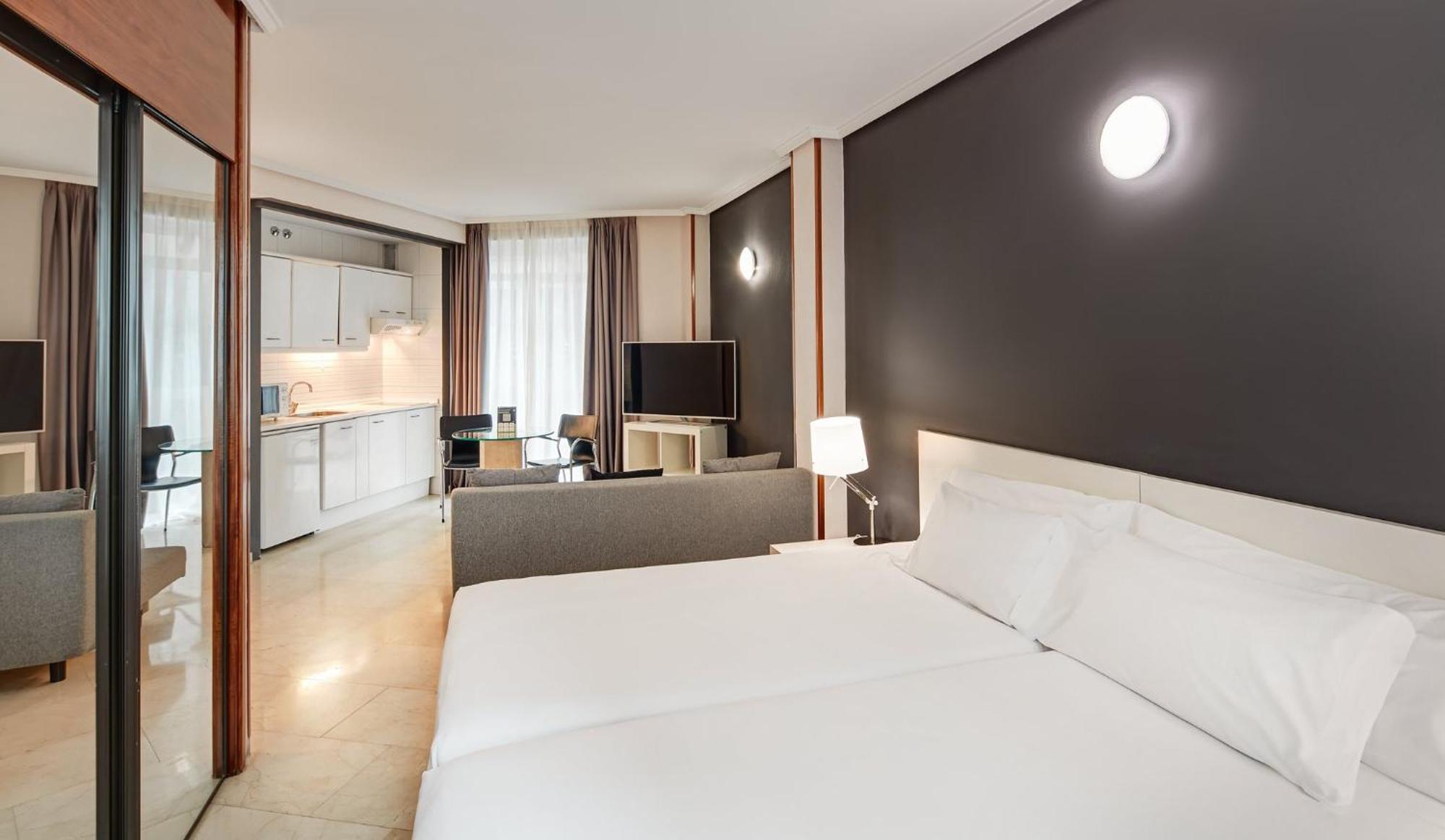 Apartahotel Sercotel Togumar 3*