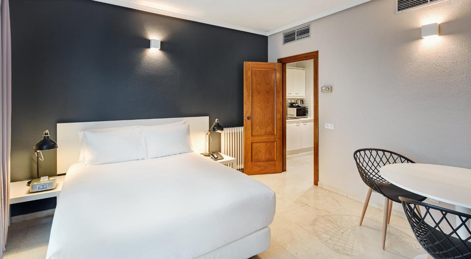 Apartahotel Sercotel Togumar