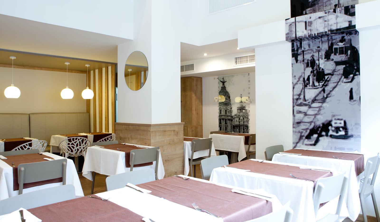 Espahotel Plaza De Espana 3*