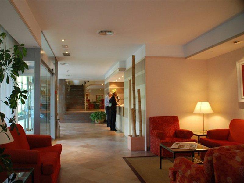 Senator Castellana Hotel