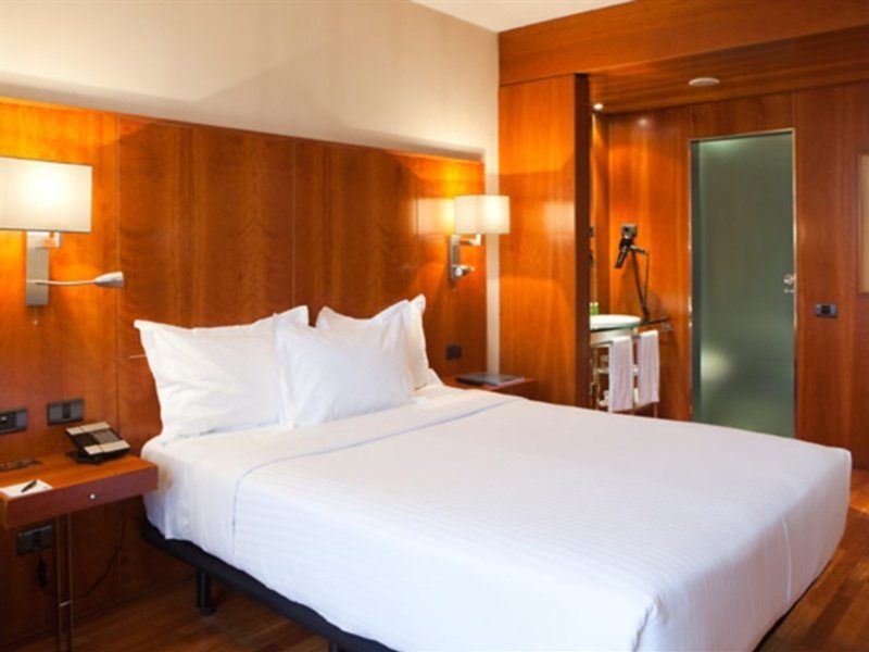 Ac Aitana By Marriott Madri