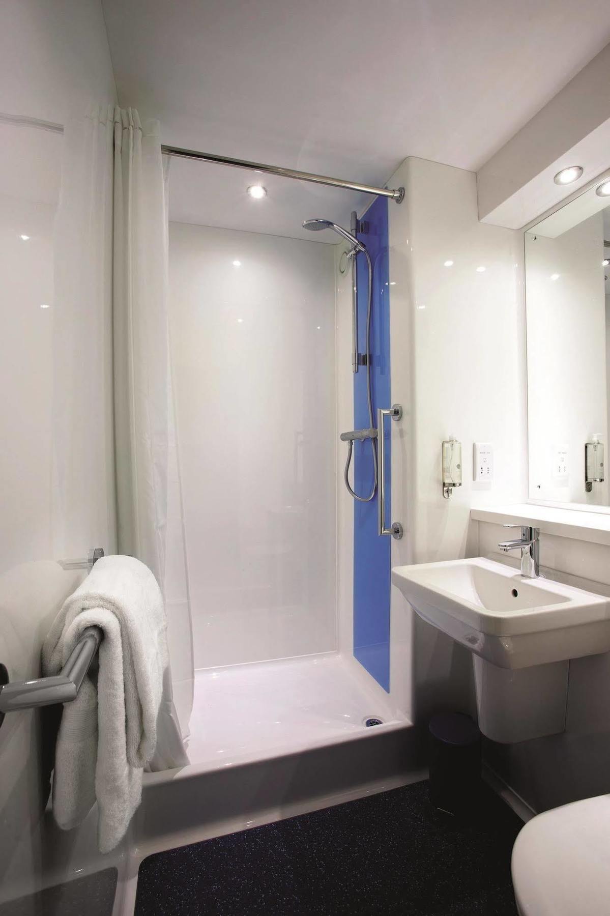 Travelodge Torrelaguna 3* Madrid