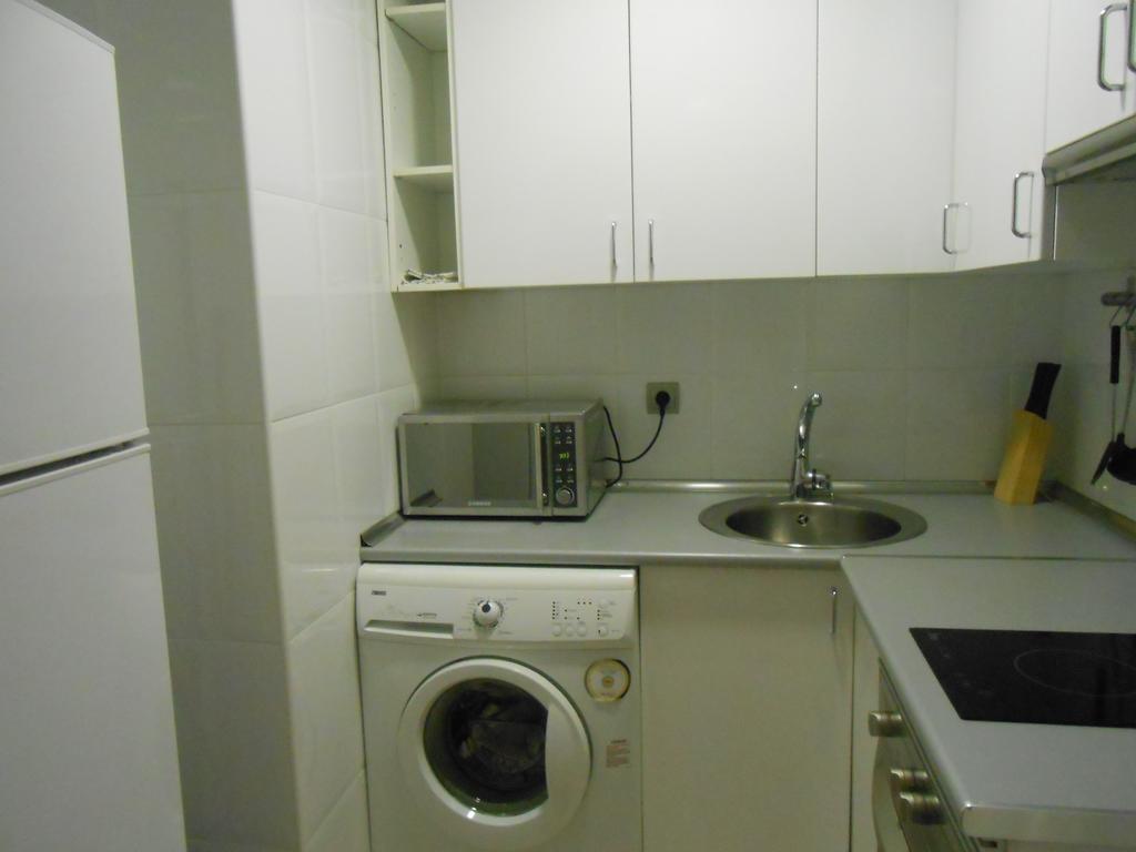Madrid Studio Apartments *
