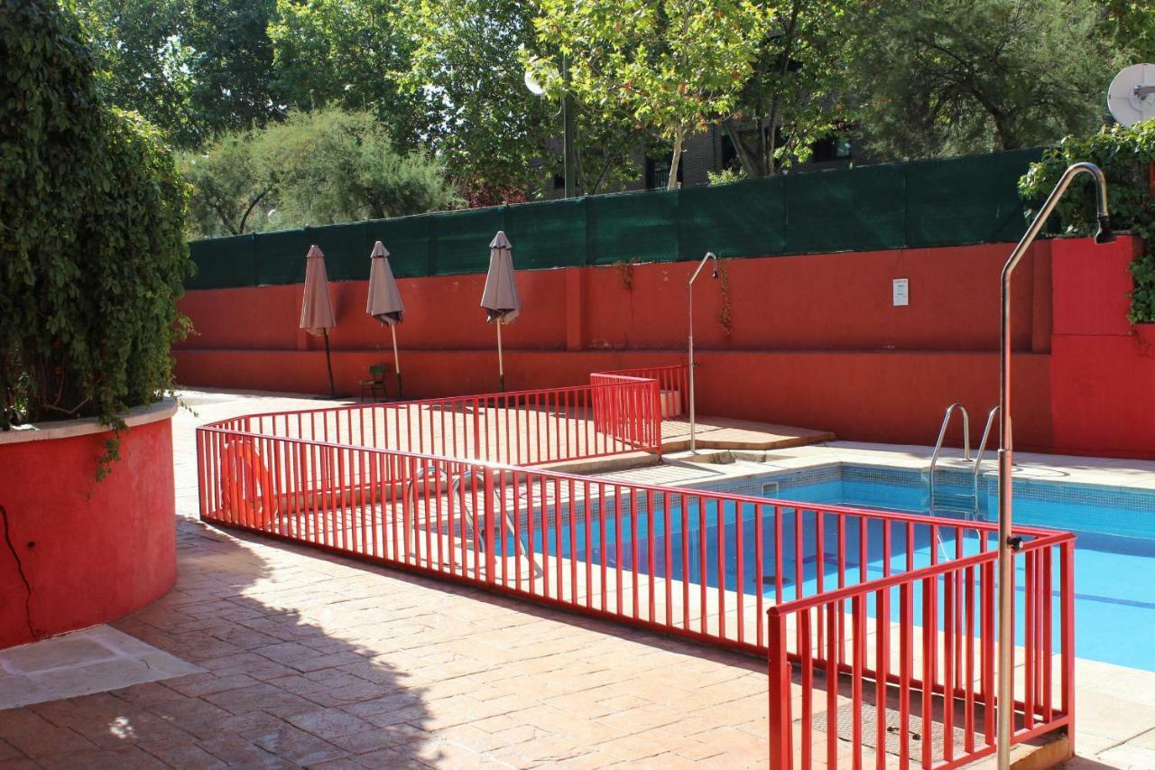 Vivienda Familiar Con Jardin Junto A Ifema Apartment Madrid