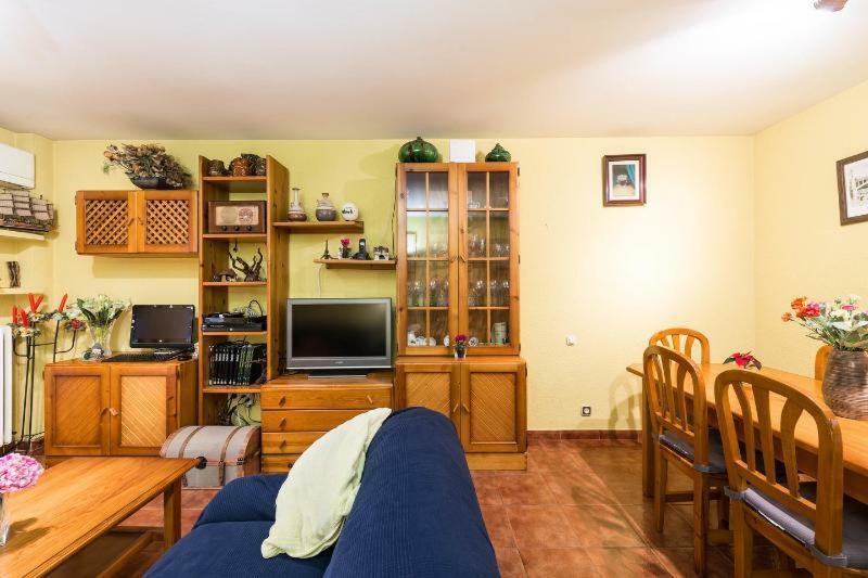 Vivienda Familiar Con Jardin Junto A Ifema
