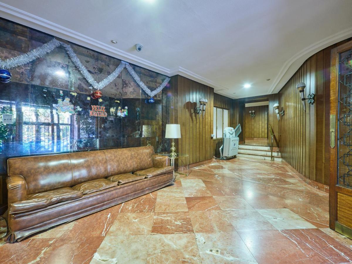 Apartment My City Plaza Castilla 3 *