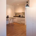 Cozy Studio Apartment Near To Airport
