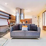 Luxury Apartment In La Latina By Batuecas