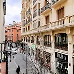 Encantador Apartamento en Chueca junto a Gran Vía, Infantas 1-1 by Batuecas