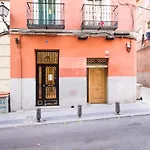 La Latina Rastro Boutique