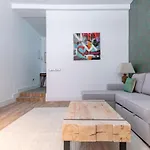Homeabout Premium Malasana Apartment