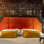 Suite Opium Den