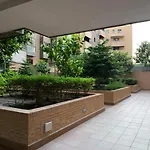 Apartamento Nuevo Cerca Del Autobus Y Metro Con Piscina