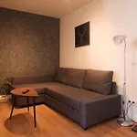 Cozy Studio Apartment Near To Airport