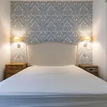 HOMEABOUT DIEGO DE LEÓN Apartment I