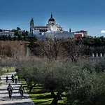 Andys Housing Madrid Río