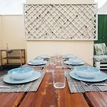 Homeabout Premium Royal Palace Penthouse
