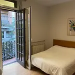 Perfect Rooms In The Center Of Madrid. Calle Fuencarral!!
