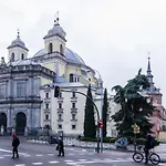 FANTÁSTICO (3H + 2B) Palacio Real