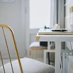 Suite Kintsugi by Justine Apartments Apartamento turístico en Madrid Río