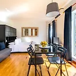 Bright Penthouse With Terrace In Madrid Center