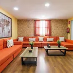 Great Apartment Near Plaza Mayor Large Groups