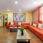 Great Apartment Near Plaza Mayor Large Groups