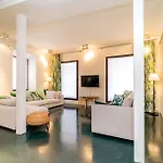 Caprichoso Loft junto Teatro Real - Madrid Centro by Batuecas
