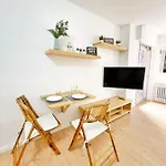 Nuevo/Acogedor Estudio En Prosperidad, Terraza,A/C