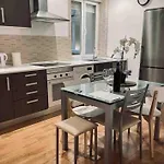 Excelente piso de 3 habitaciones en La Latina