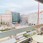 Estudio Doble Con Balcon En Madrid Centro