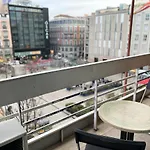 Estudio Doble Con Balcon En Madrid Centro