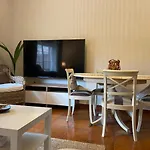 Las Meninas De Cavero