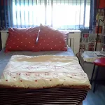 New Room Wifi, Privada, Bano Compartido