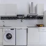 Alojamiento Moderno Y Totalmente Equipado Junto A Atocha