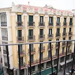 Disfruta, En La Misma Plaza Mayor Bonito Y Amplio