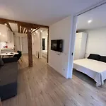 Madrid City Center New Design Wifi Apartment