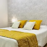 Centrally located duplex: Madrid Río-Palacio Real LINNEO