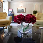 Itc Mora By Soho Boutique