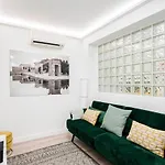 Noviciado Apartment