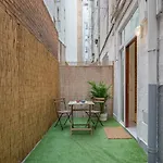 For You Rentals Duplex Temporal With Private Patio In The Center Of Madrid Mpe35