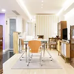 Cozy Apartment In Madrid 70 M² Pool