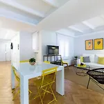 Apartamento Autentico Y Centrico