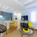 Apartamento Autentico Y Centrico