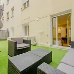 Acogedor apt 3 habitaciones y terraza en el centro