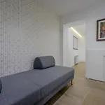 Nuevo Piso Para 7 En El Corazon Del Rastro/Madrid