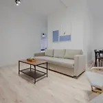 Premium Apt Para 9P En C/Olmo - Centro De Madrid
