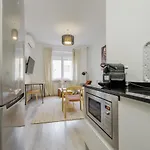 Genial Apartamento En La Latina Centro De Madrid
