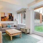 Homeabout Rios Rosas Apartment